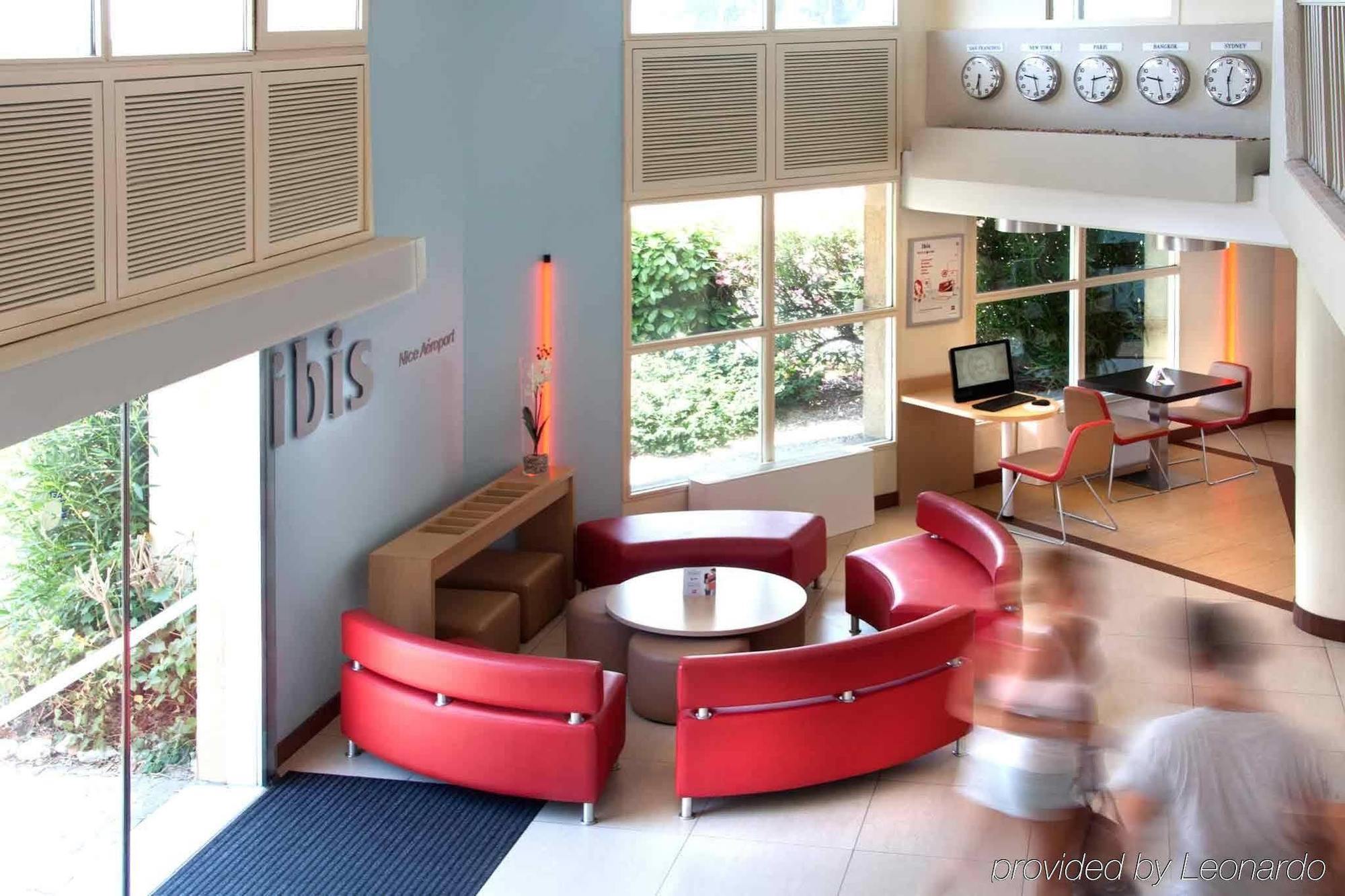 Hotel Ibis Aéroport Promenade Des Nice